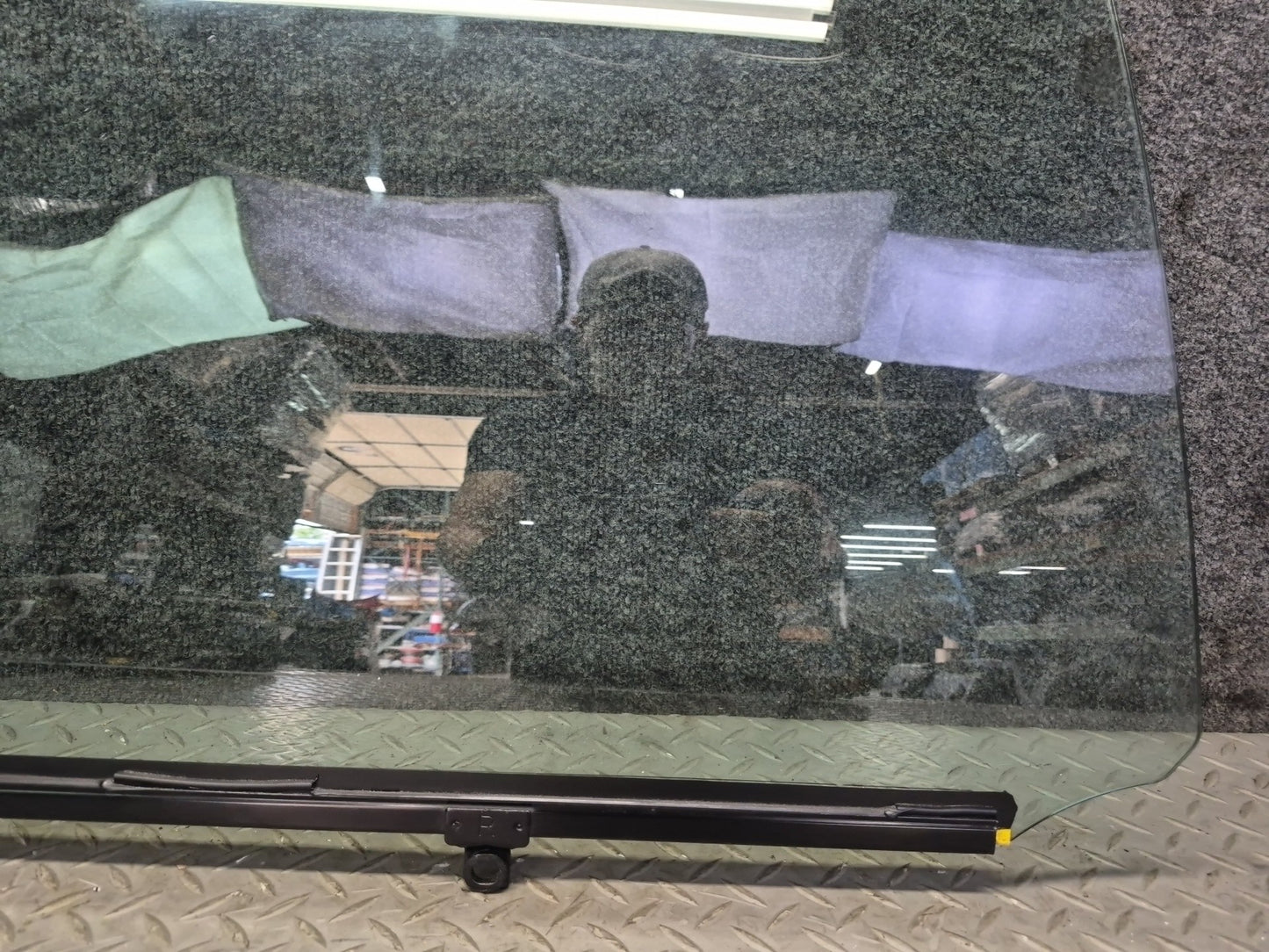 07-17 Lexus UVF46L LS600h LS600hL LS460 Rear Left Door Glass Window OEM