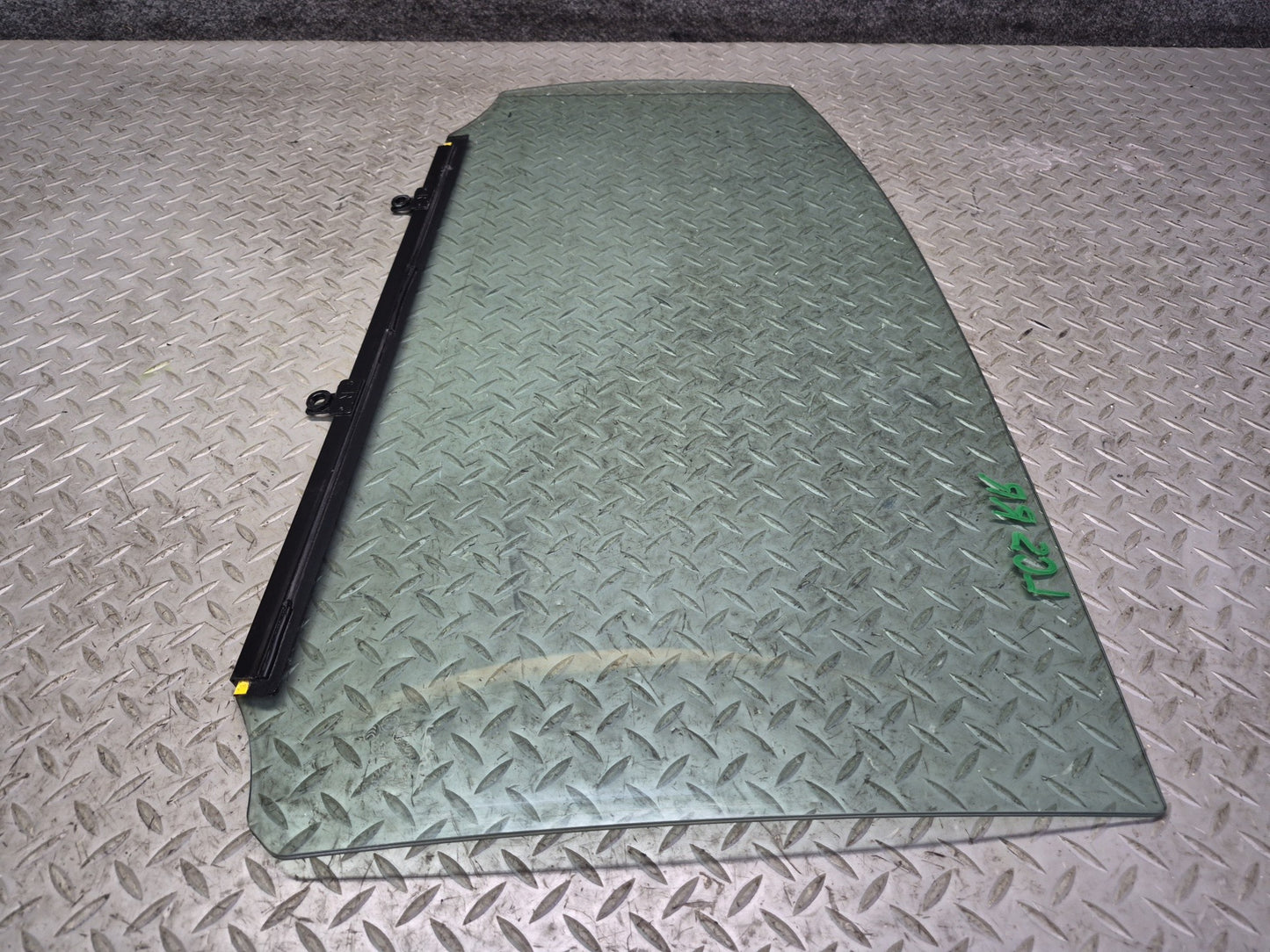 07-17 Lexus UVF46L LS600h LS600hL LS460 Rear Left Door Glass Window OEM