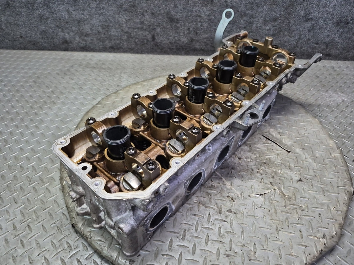 2006-2010 BMW E64 E63 M6 S85 V10 Engine Right Side Cylinder Head Assembly