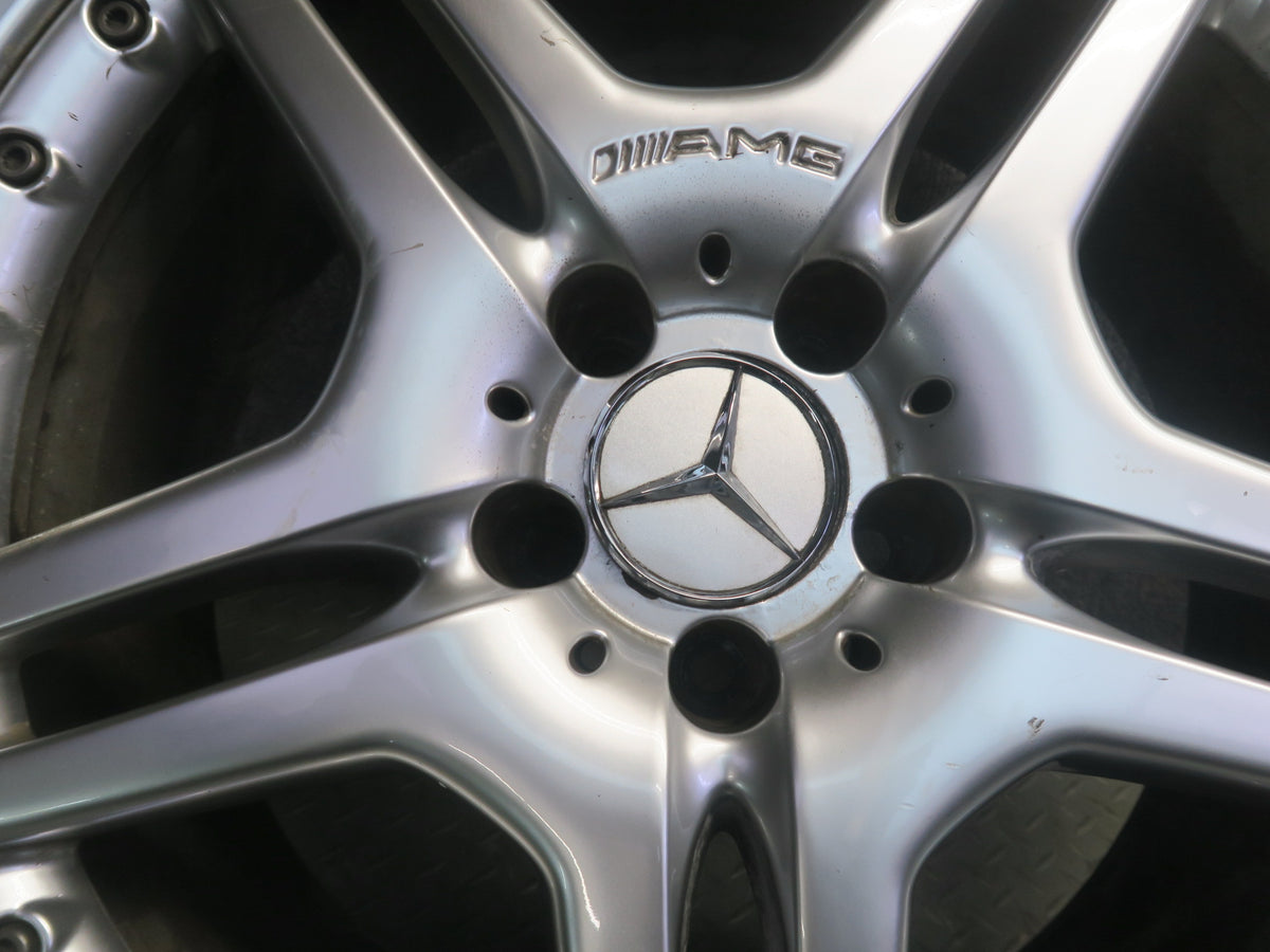 03-12 Mercedes R230 AMG Front 19" R19 Alloy Wheel Rim 19x8.5J ET30 Silver OEM