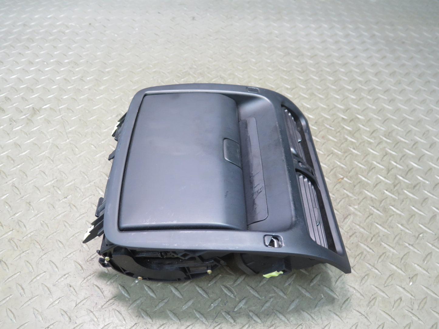 04-05 Lexus JCE10L IS300 Front Center Dash AC Air Vent w Storage Black Damaged