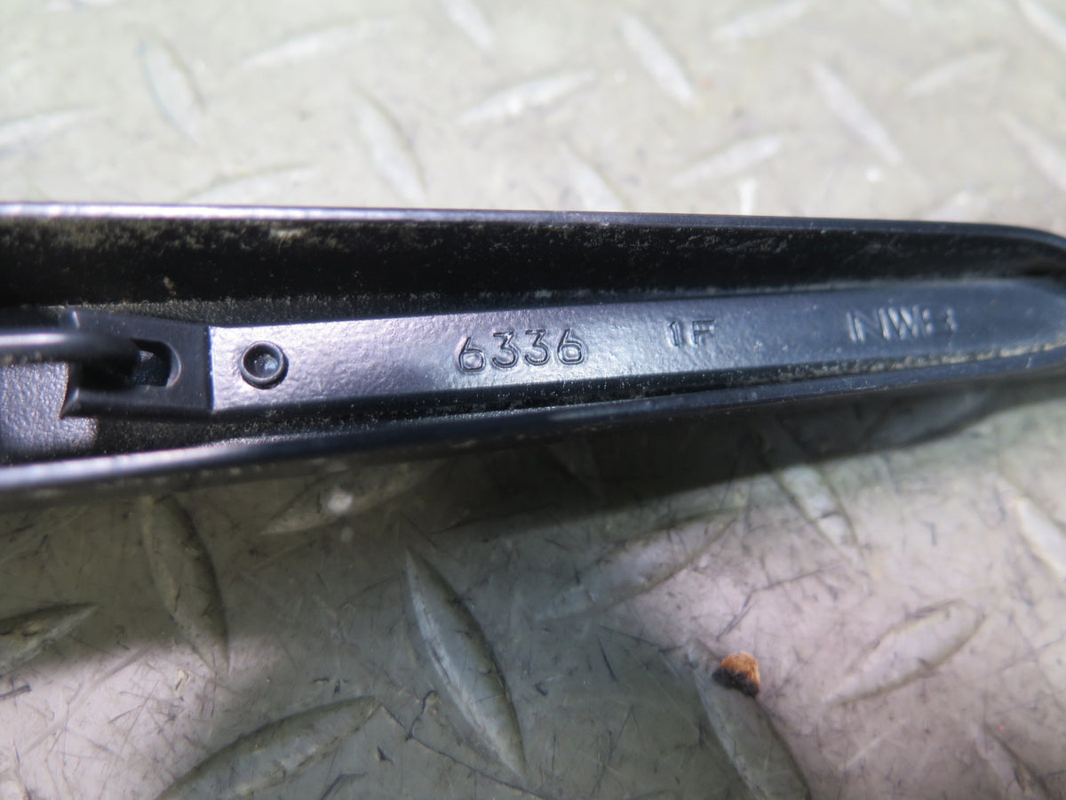 01-05 Lexus JCE10L IS300 Set of 2 Front Left & Right Windshield Wiper Arm OEM