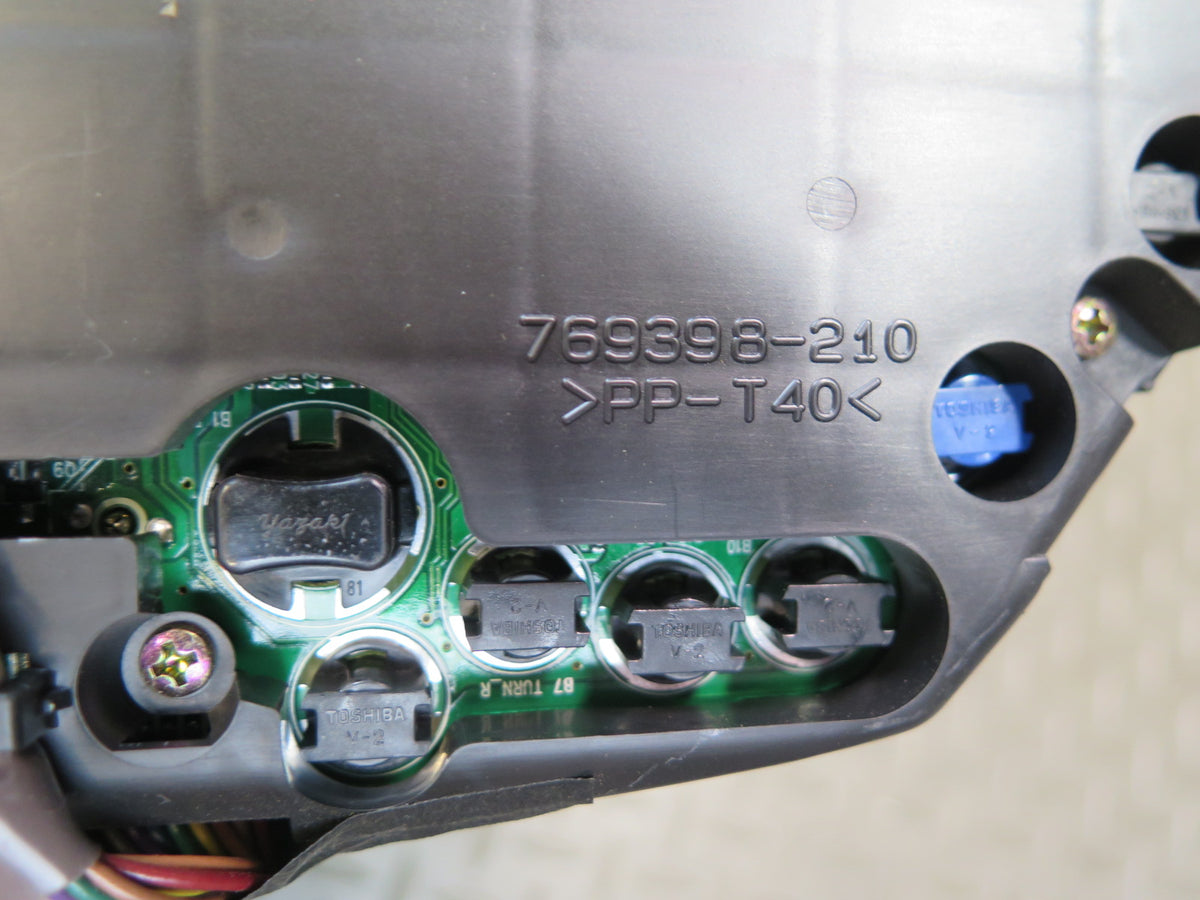 04-05 Lexus IS300 A/T Speedometer Instrument Gauge Cluster 83800-53431 OEM