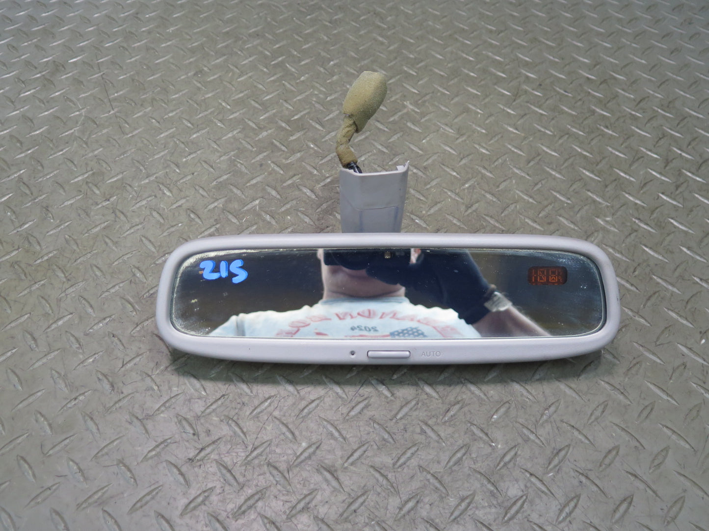 02-05 Lexus JCE10L IS300 Auto Dimming Interior Rear View Mirror w Compass OEM
