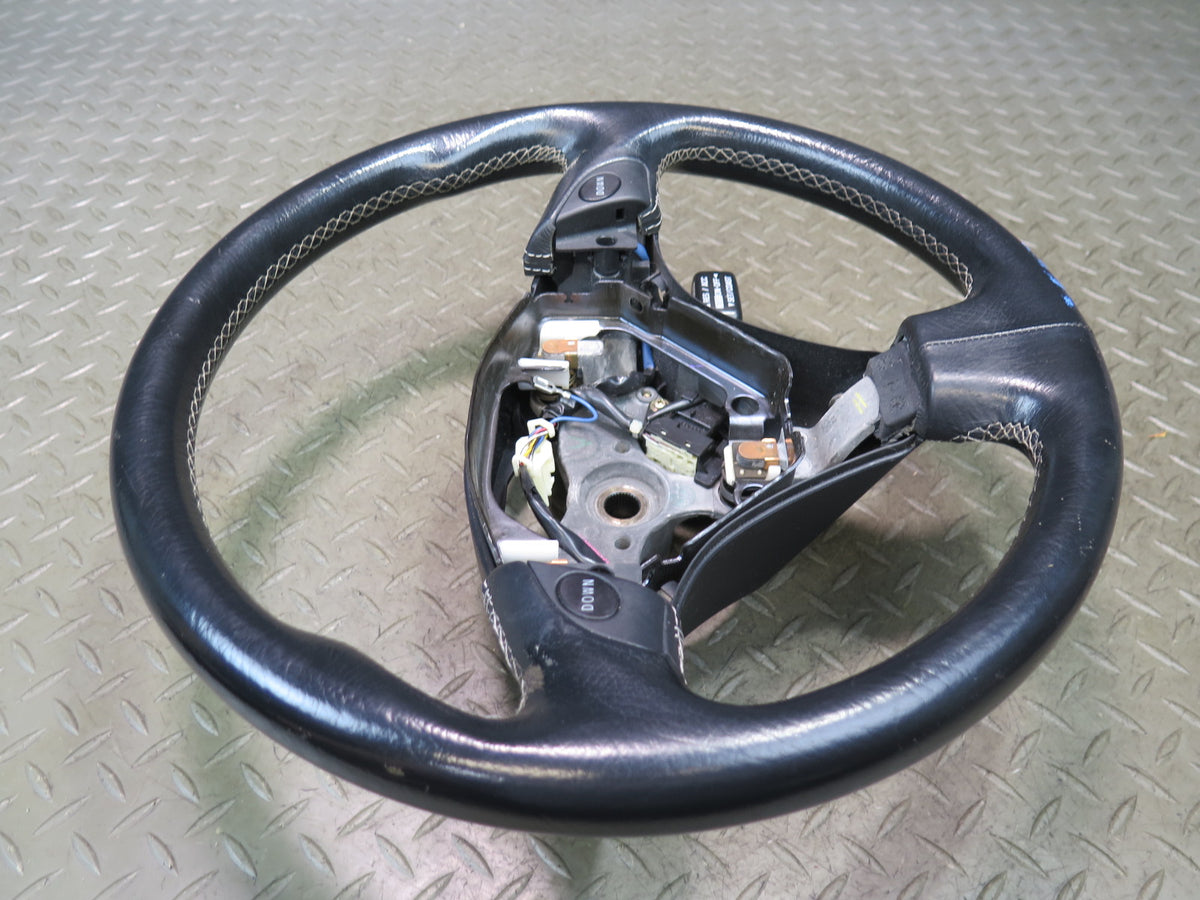 01-05 Lexus JCE10L IS300 A/T Leather Steering Black w Cruise Switch OEM