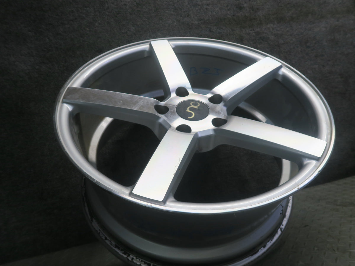 JNC JNC026 R18 18" Wheel Rim 18x8J ET35 5x120