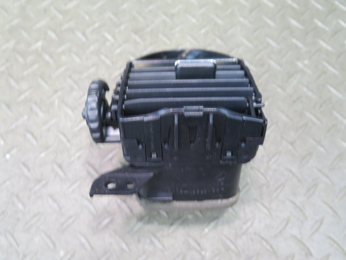 01-05 Lexus JCE10L IS300 Dash Front Left & Right A/C Air Vent Grille Set OEM