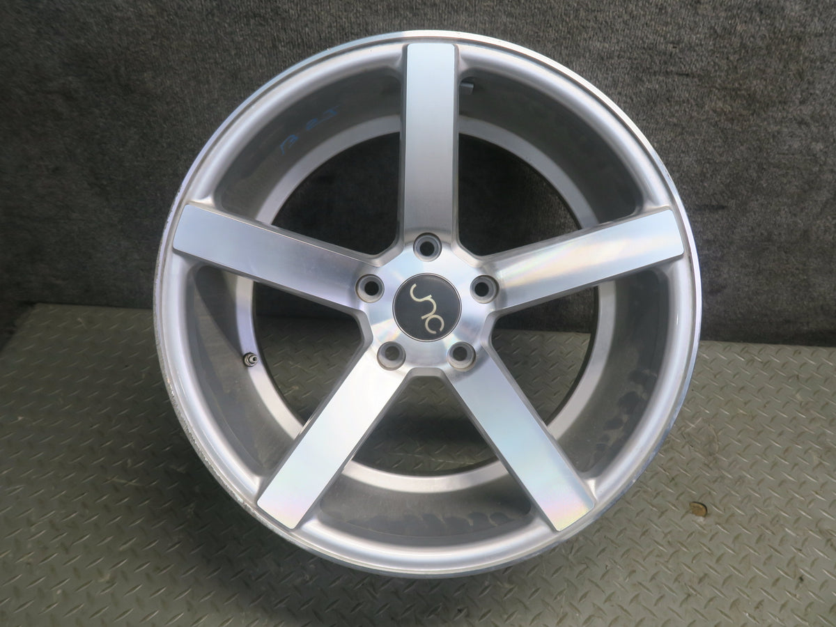 JNC JNC026 R18 18" Wheel Rim 18x9J ET32 5x120 Silver