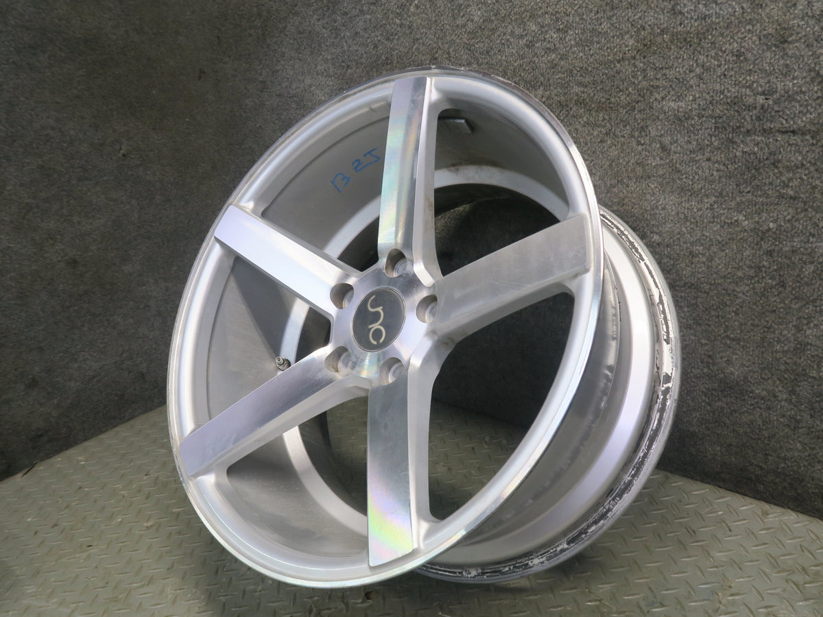 JNC JNC026 R18 18" Wheel Rim 18x9J ET32 5x120 Silver