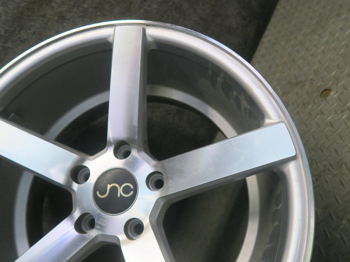 JNC JNC026 R18 18" Wheel Rim 18x9J ET32 5x120 Silver