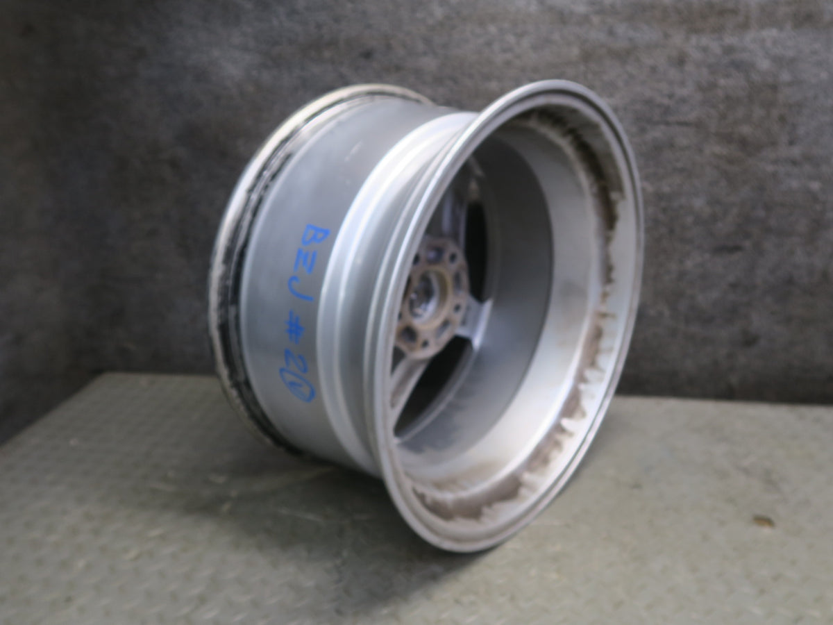 JNC JNC026 R18 18" Wheel Rim 18x9J ET32 5x120 Silver