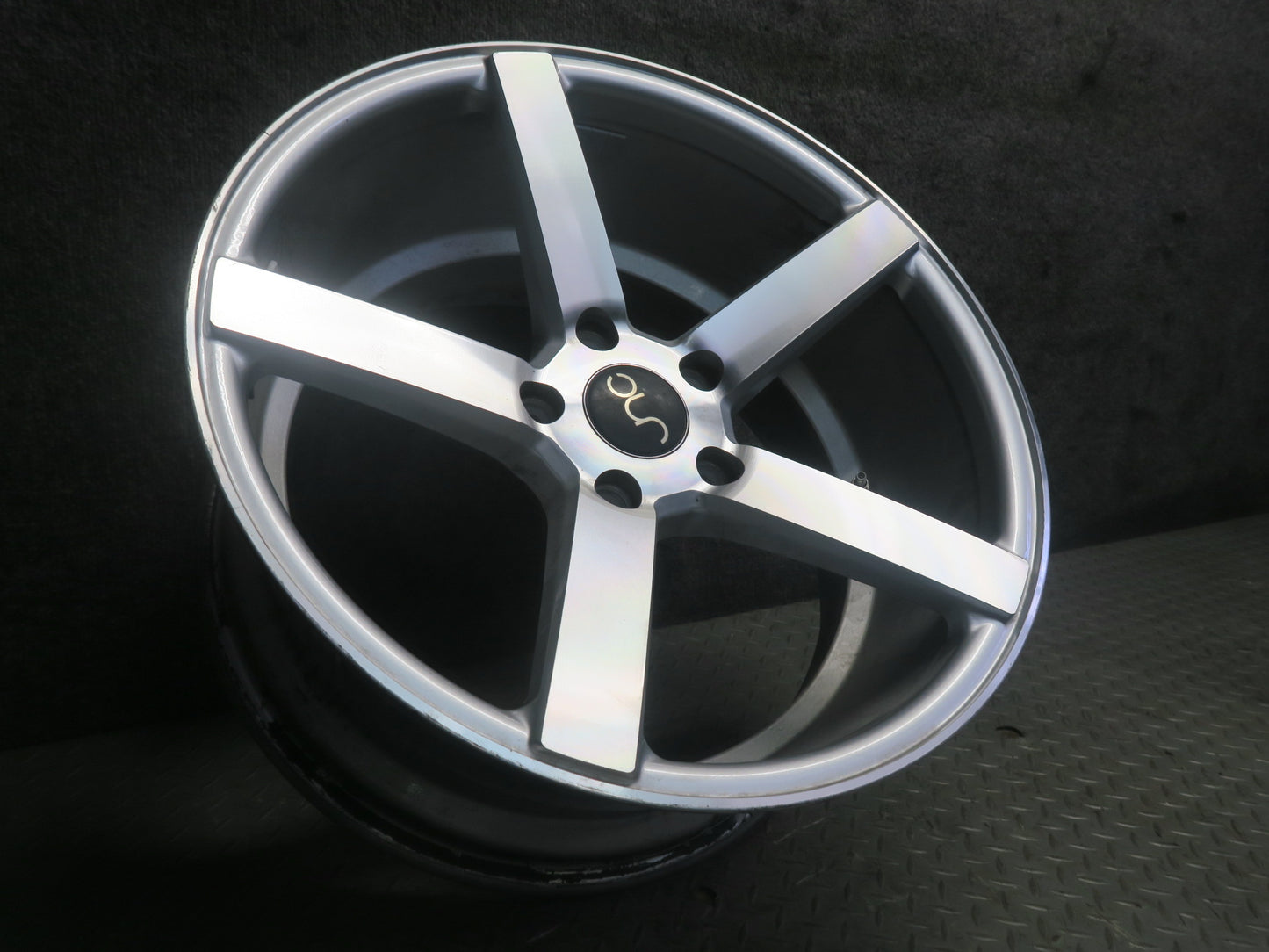 JNC JNC026 R18 18" Wheel Rim 18x9J ET32 5x120 Silver