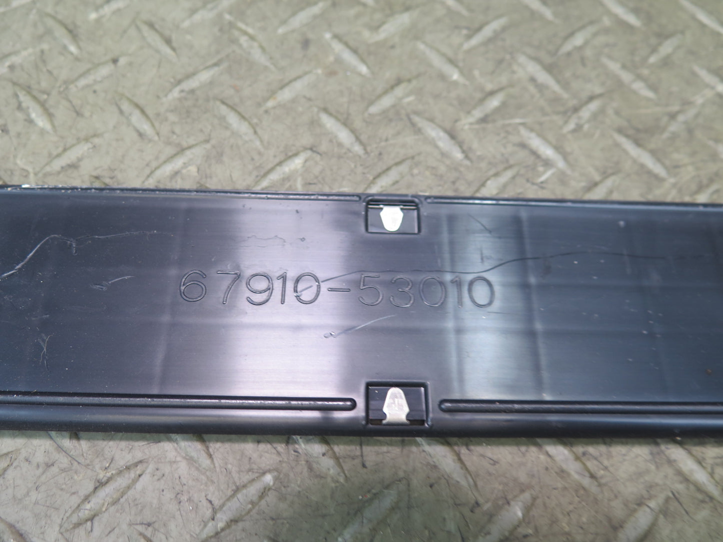01-05 Lexus JCE10L IS300 Set of 4 Front & Rear Door Scuff Sill Plate Trim OEM