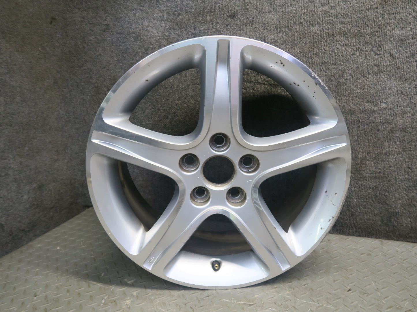 01-05 Lexus JCE10L IS300 Factory Alloy R17 17" Wheel Rim 17x7JJ ET50 OEM