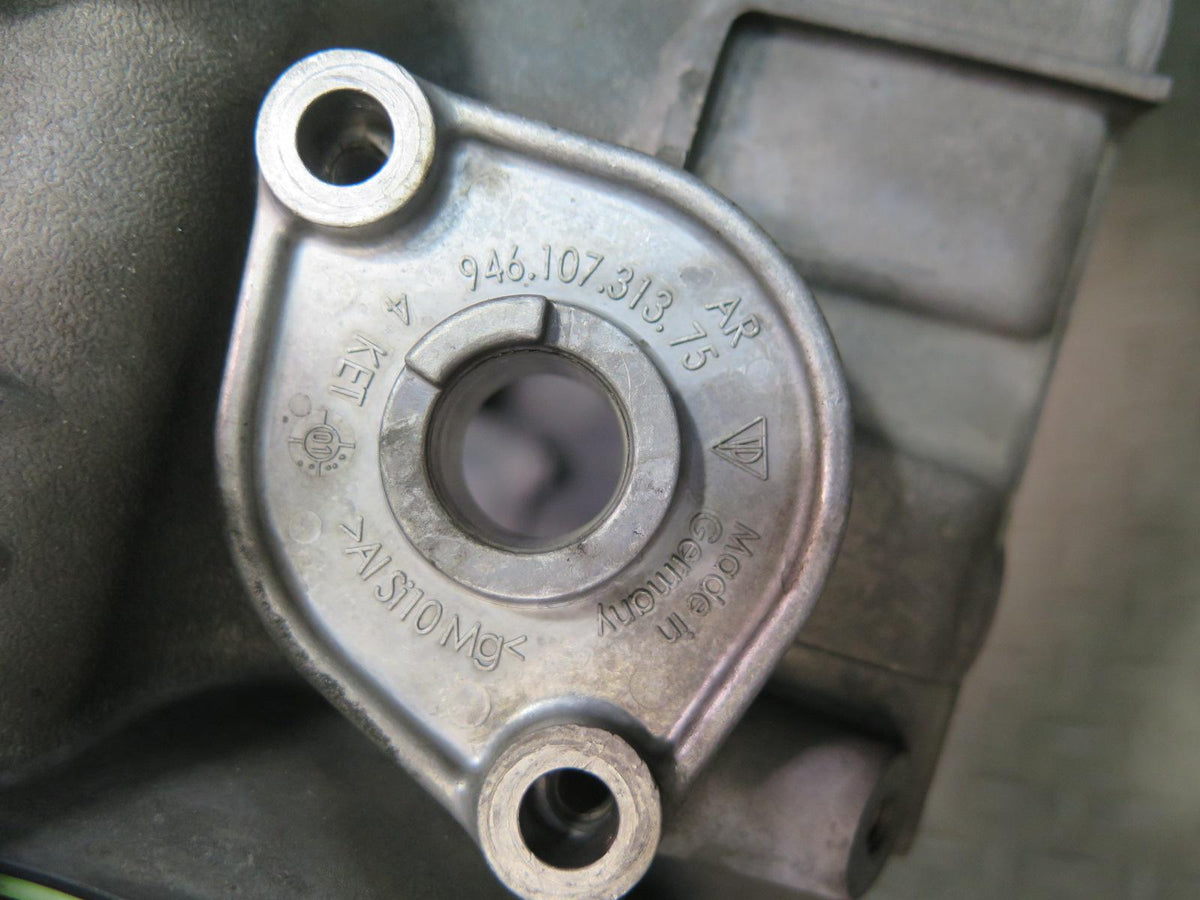 2014-2016 Porsche Panamera 970 3.0L Cwda Engine Upper Oil Pan w Filter Housing
