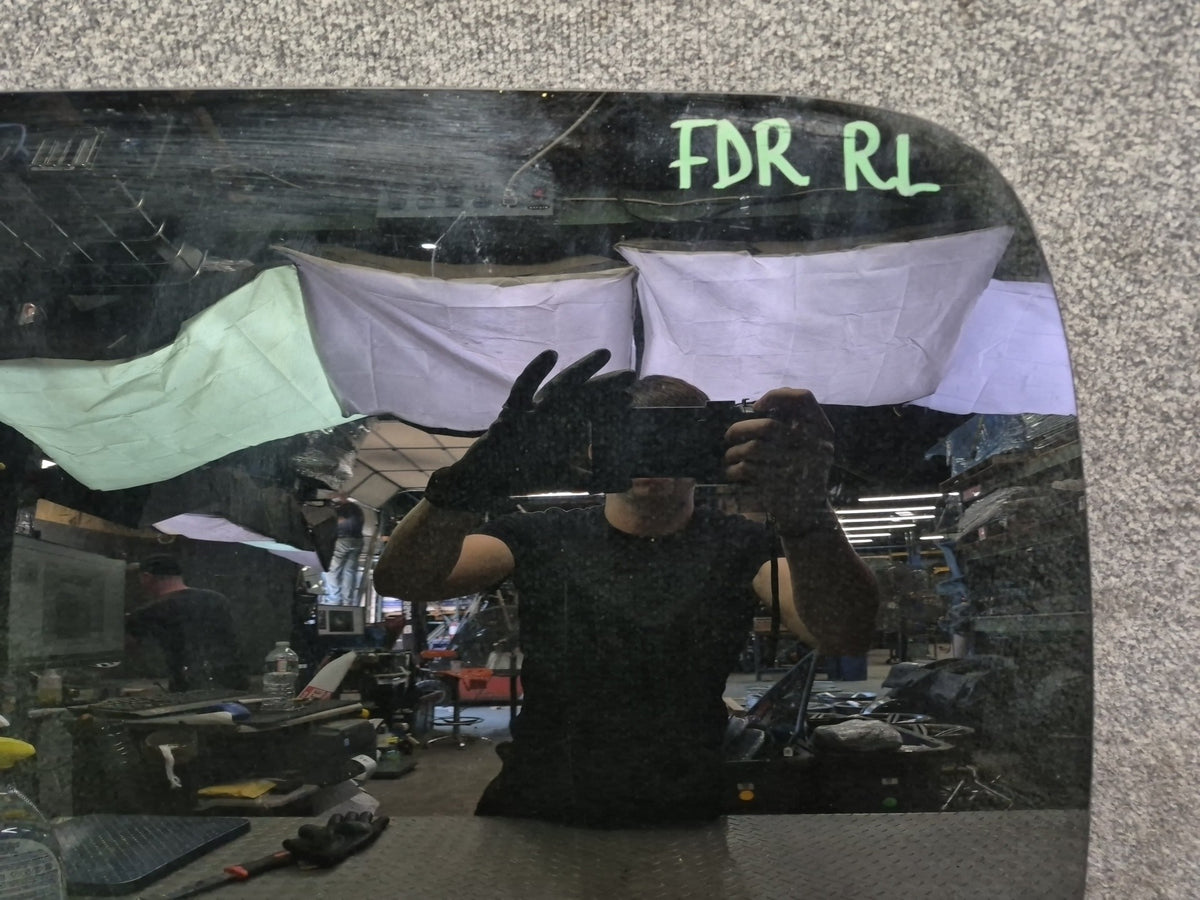 02-08 Dodge RAM 1500 DR Crew CAB Rear Left Door Glass Window OEM