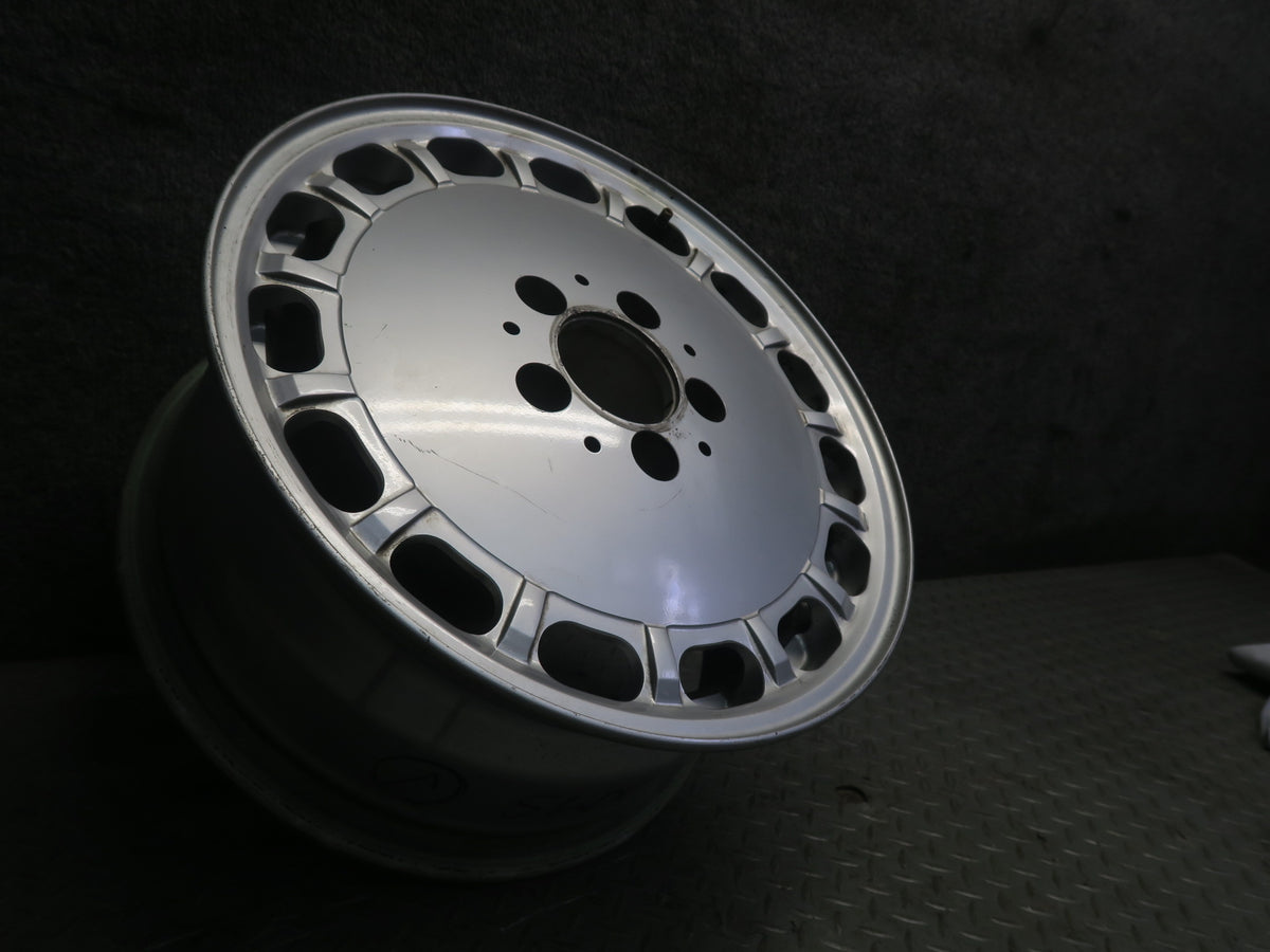 86-91 Mercedes W126 560SEL Factory R15 15" Alloy Wheel Rim 15x7J ET25 Silver OEM