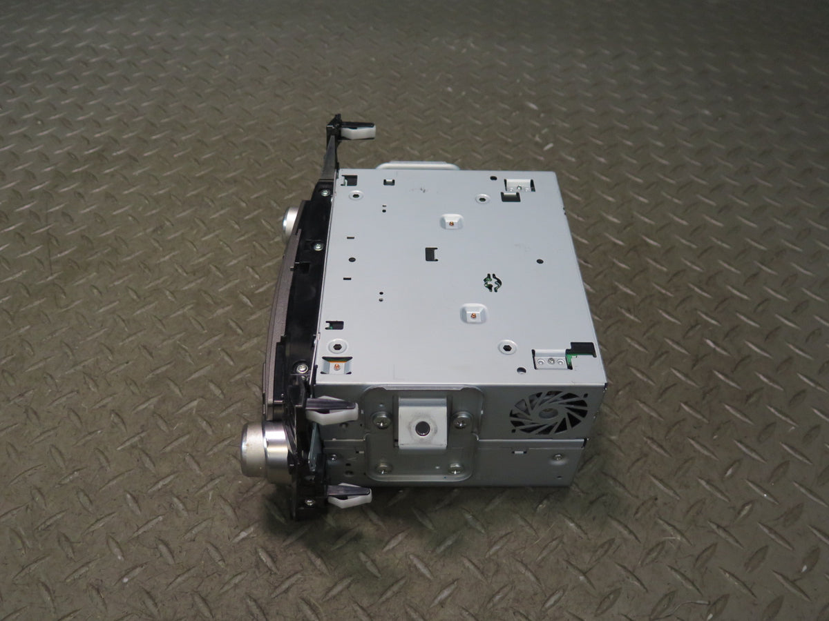 10-12 Lexus UVF46L LS600h Mark Levinsion Radio CD Player Receiver OEM