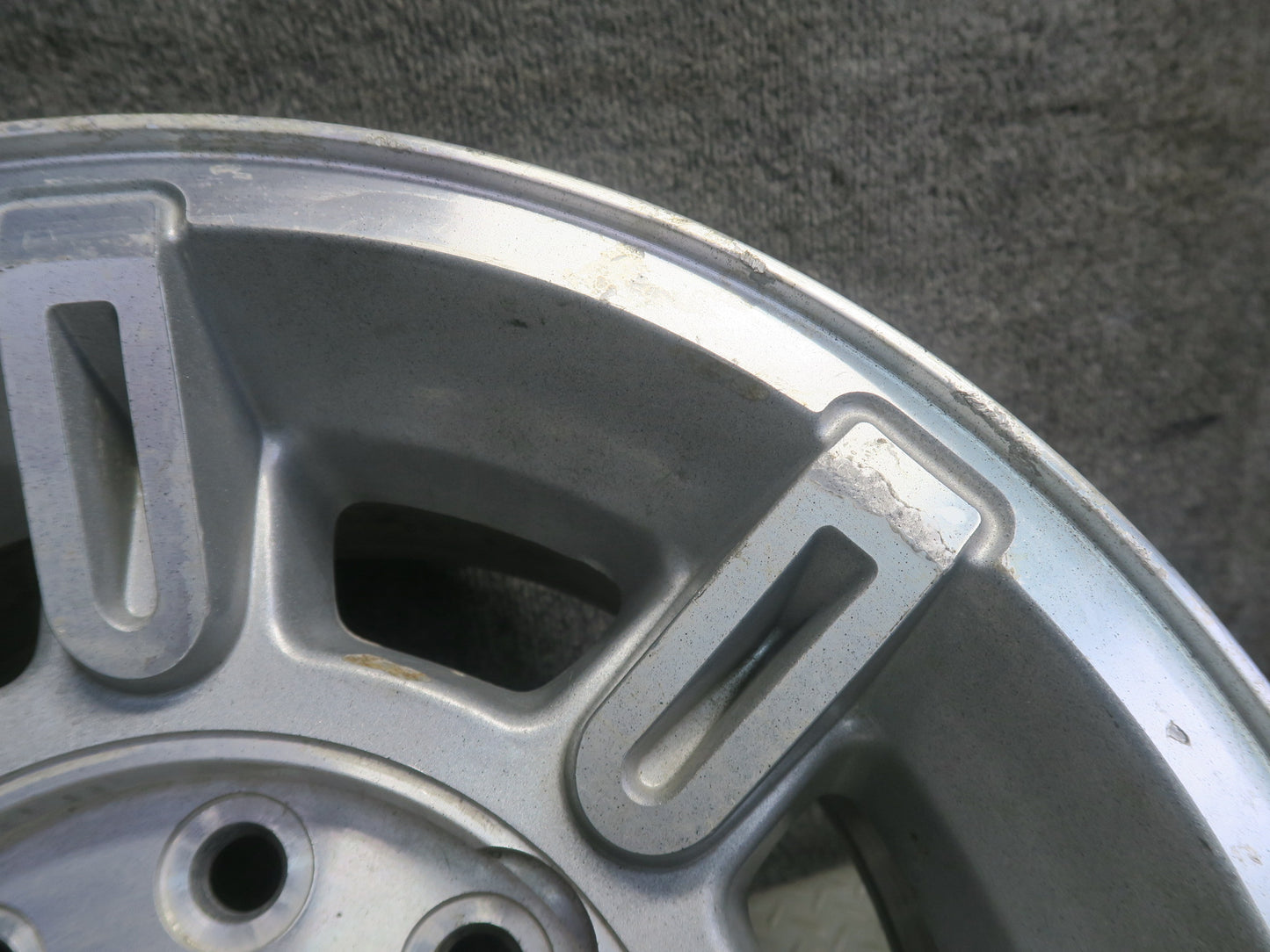 2003-2007 Hummer H2 Alloy R17" Chrome Wheel Rim 17x8.5 ET18 9594459