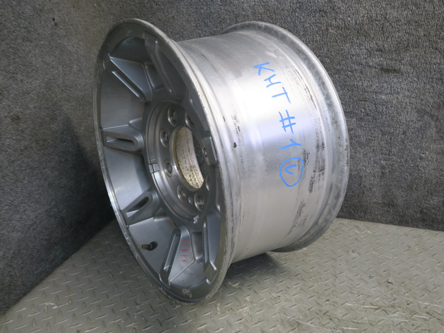 2003-2007 Hummer H2 Alloy R17" Chrome Wheel Rim 17x8.5 ET18 9594459