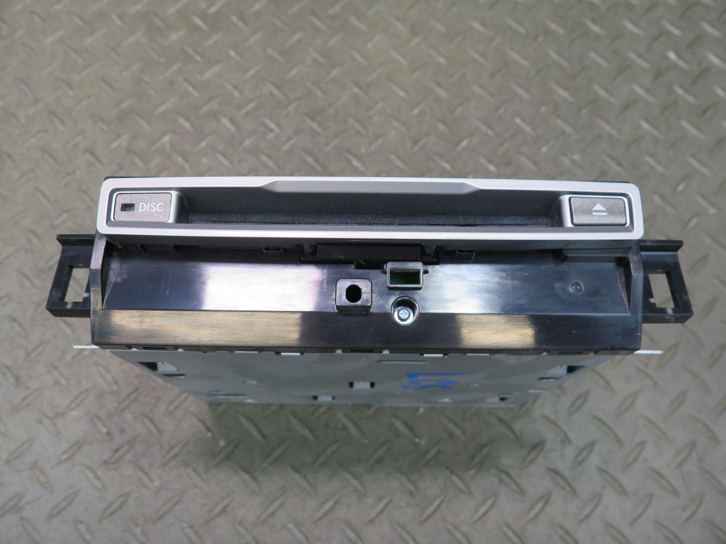 10-12 Lexus UVF46L LS600h Rear CD DVD Player 86270-50340 OEM
