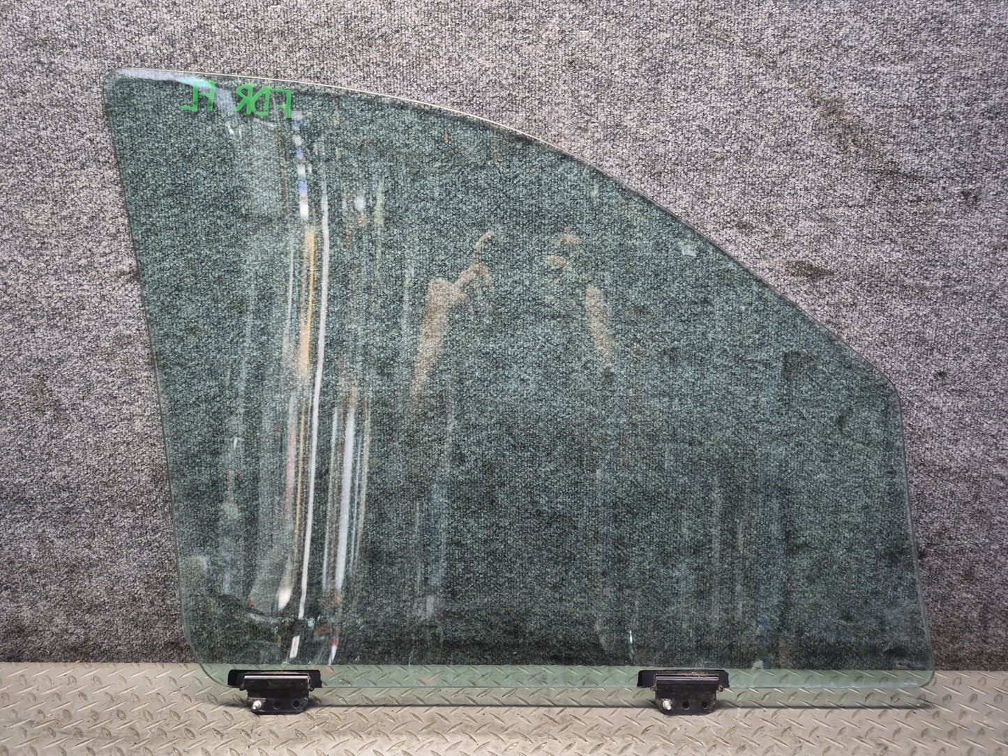 02-08 Dodge RAM 1500 DR Crew CAB Front Left Door Glass Window OEM