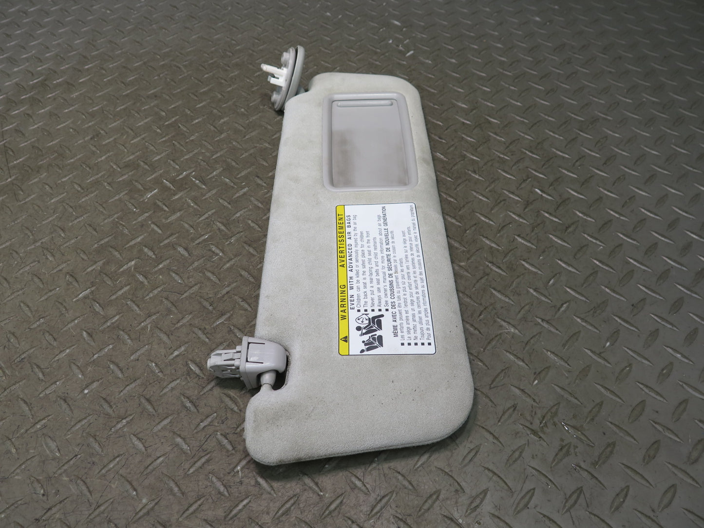 10-12 Lexus UVF46L LS600h Set of 2 Front Left & Right Sun Visor OEM