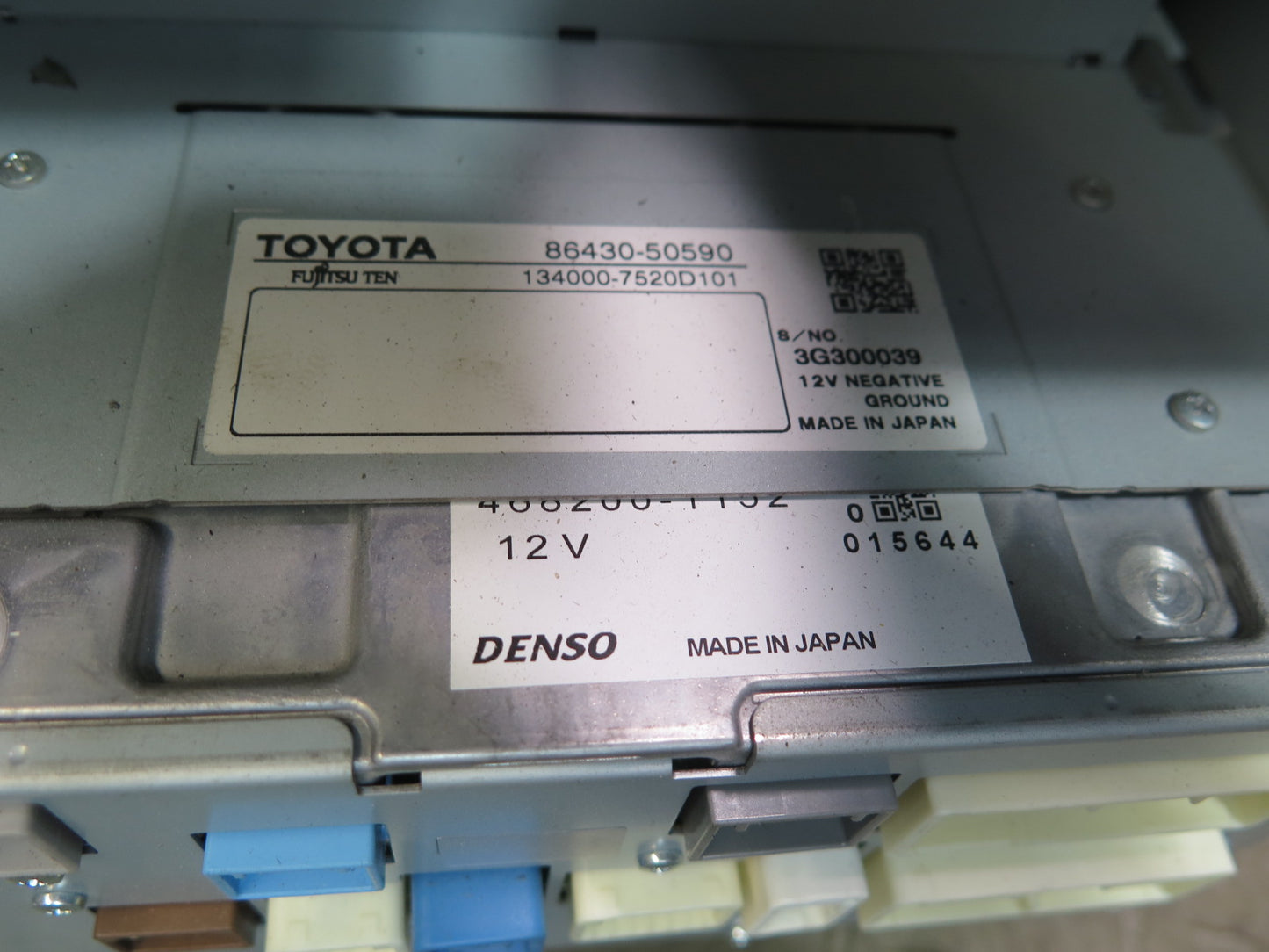 10-12 Lexus UVF46L LS600h Dash Display Radio Navi Climate Multimedia Switch OEM