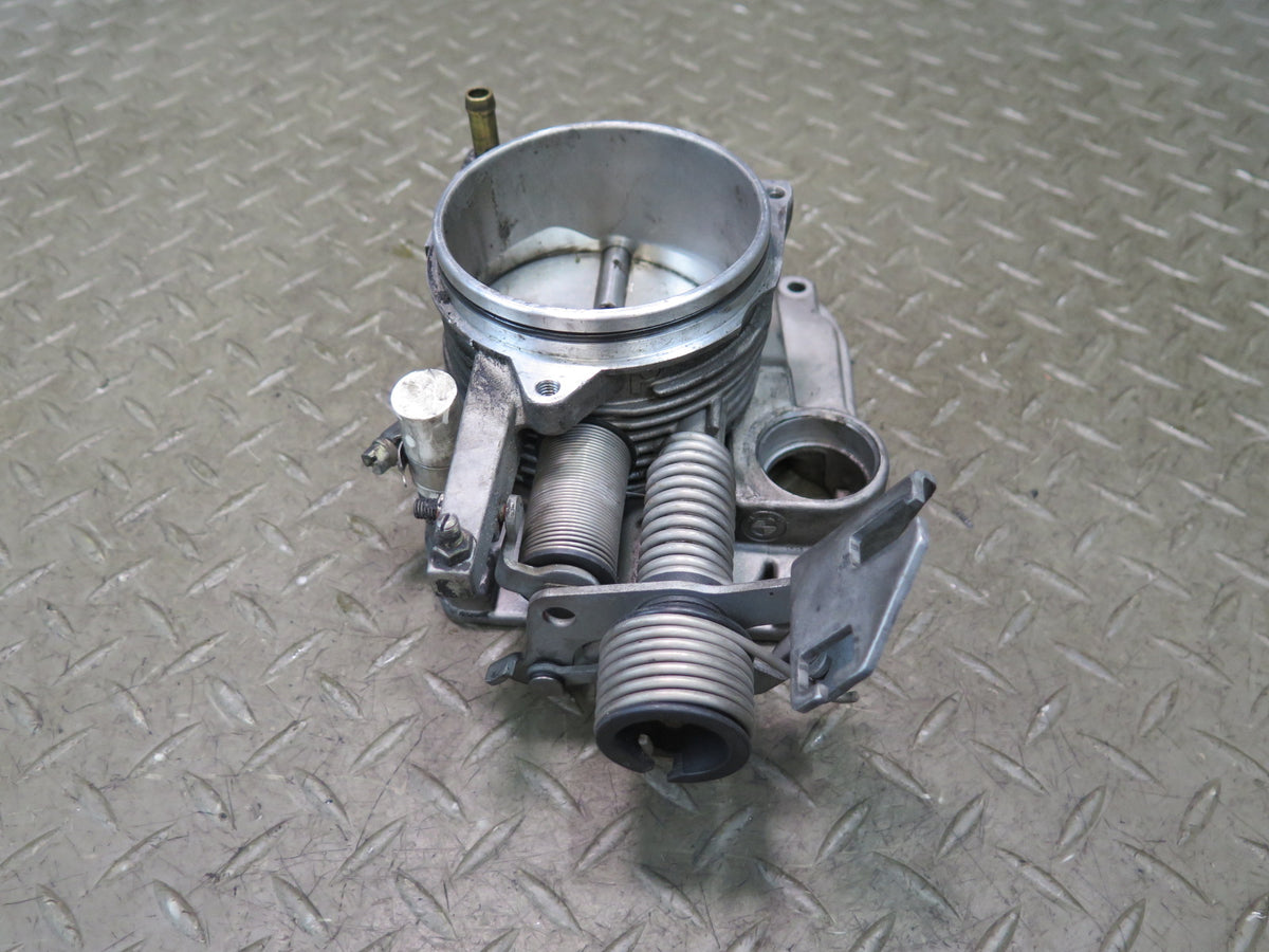 97-98 BMW E39 540i M62 Engine Motor Throttle Body OEM