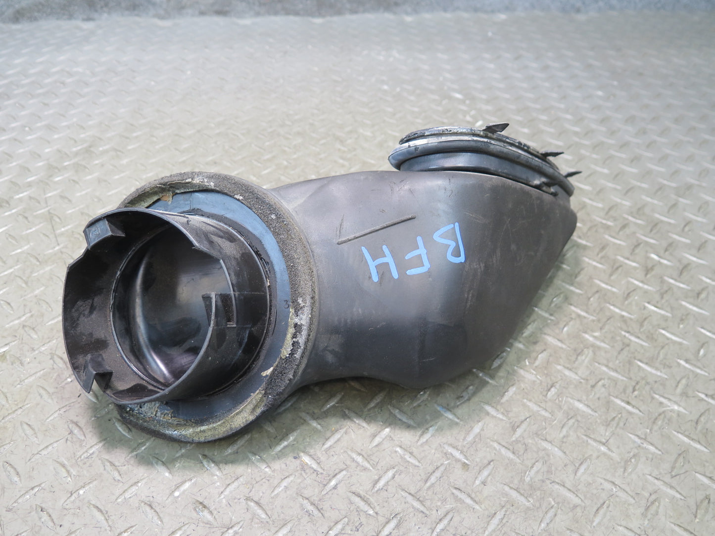 97-03 BMW E39 540i Set of 2 Air Intake Cleaner Microfilter Hose Pipe Line OEM
