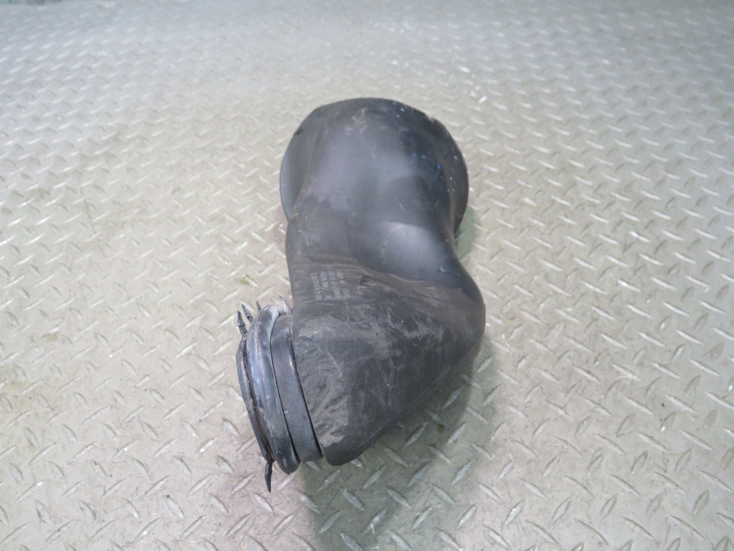 97-03 BMW E39 540i Set of 2 Air Intake Cleaner Microfilter Hose Pipe Line OEM