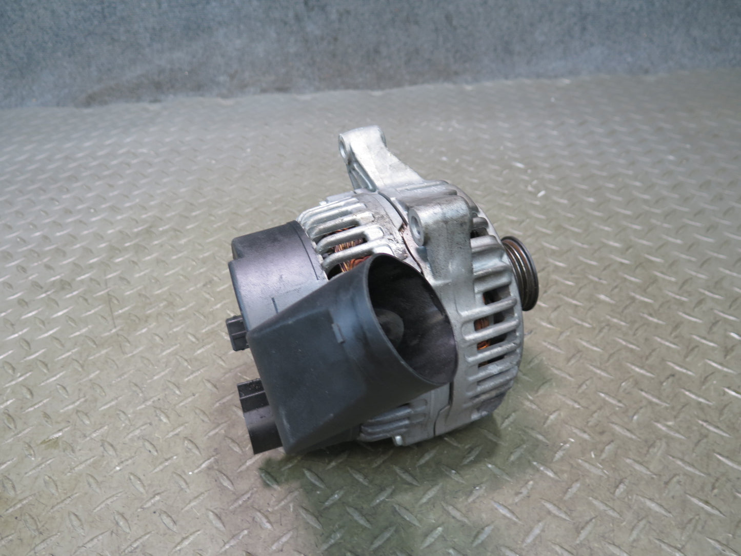 97-98 BMW E39 540i Engine 120 AMP Alternator Generator 1433266 OEM
