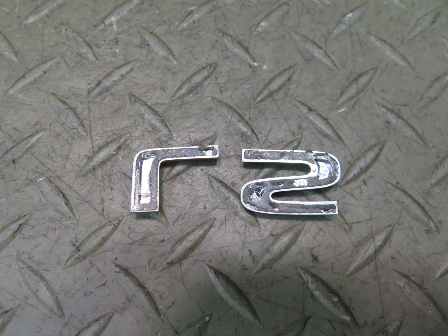 08-12 Lexus UVF46L LS600hL Rear Trunk Lid Emblem Logo Badge Symbol Set OEM