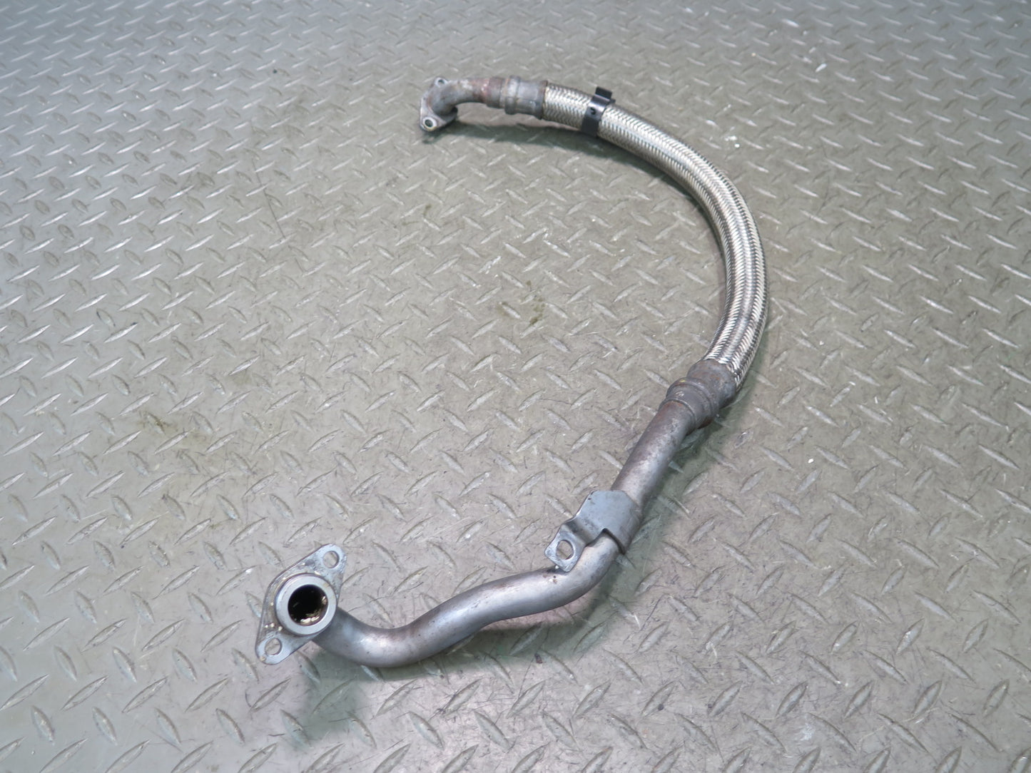 2006-2010 BMW E64 E63 M6 S85 V10 Engine Oil Filter Pressure Hose Line Tube Set