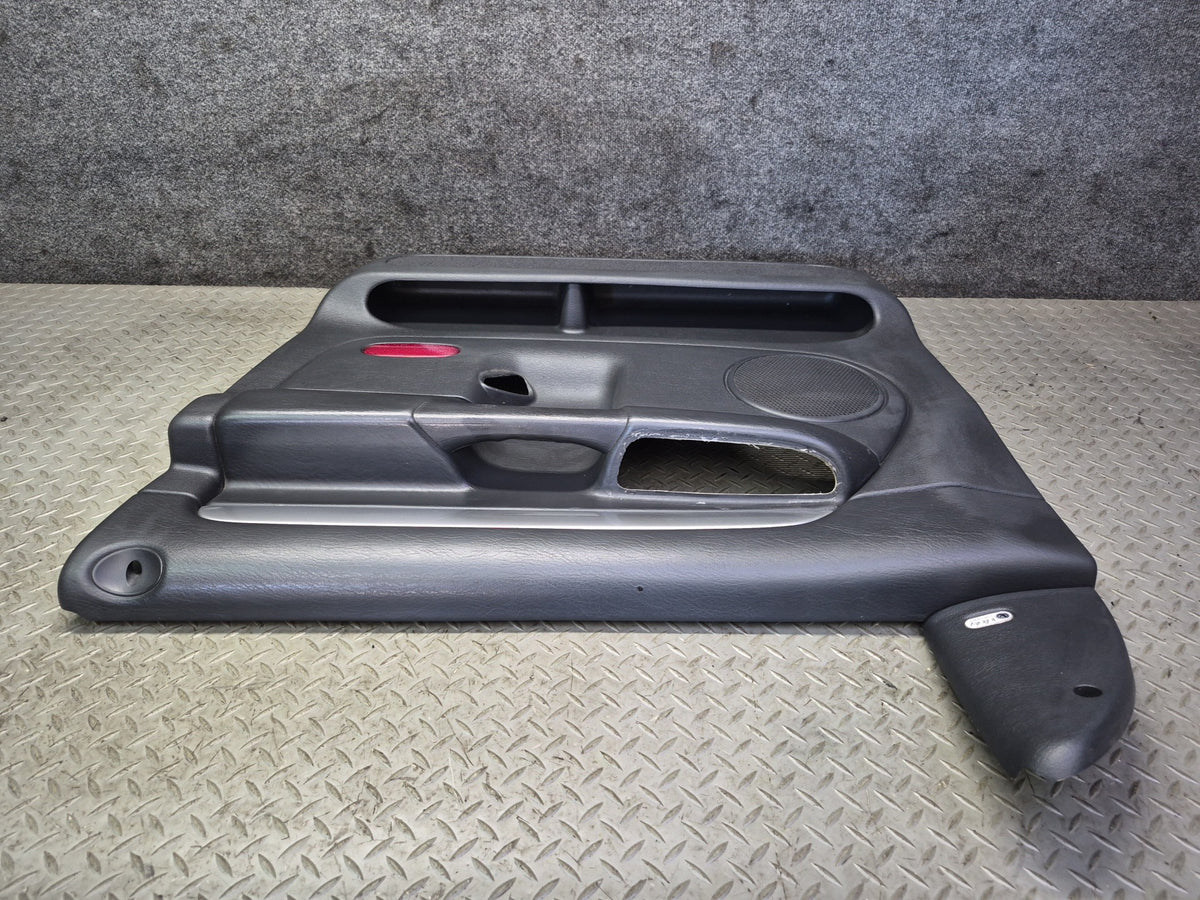 02-05 Dodge RAM 1500 DR Crew CAB 4DOOR Front Door Interior Trim Panel Set OEM