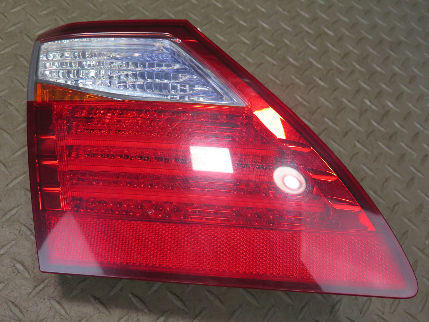 10-12 Lexus UVF46L LS600h Rear Left Inner Trunk Lid Tail Light Lamp OEM