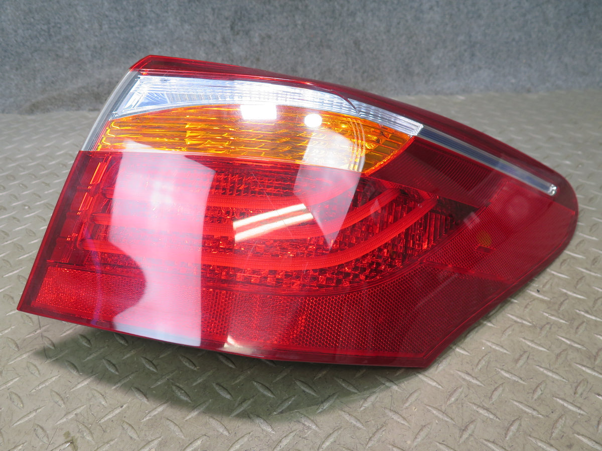 10-12 Lexus UVF46L LS600h Rear Right Outer Tail Light Lamp OEM