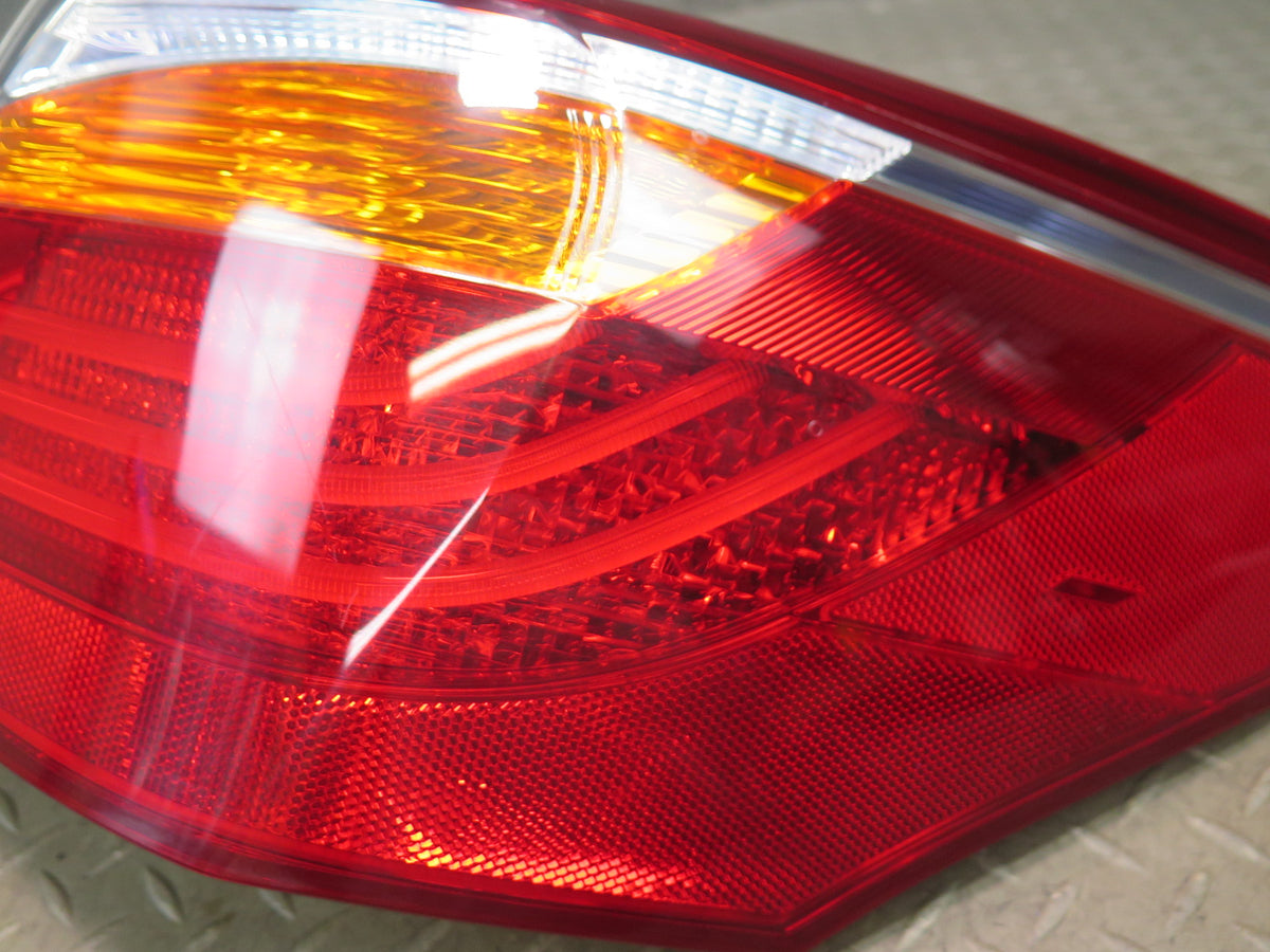10-12 Lexus UVF46L LS600h Rear Right Outer Tail Light Lamp OEM