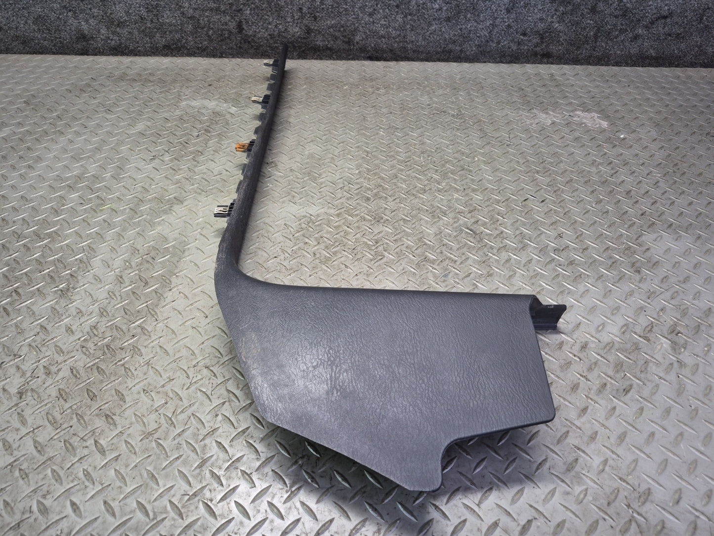 02-05 Dodge RAM 1500 DR Crew CAB Set of 2 Front Kick Trim Cover Panel Black OEM