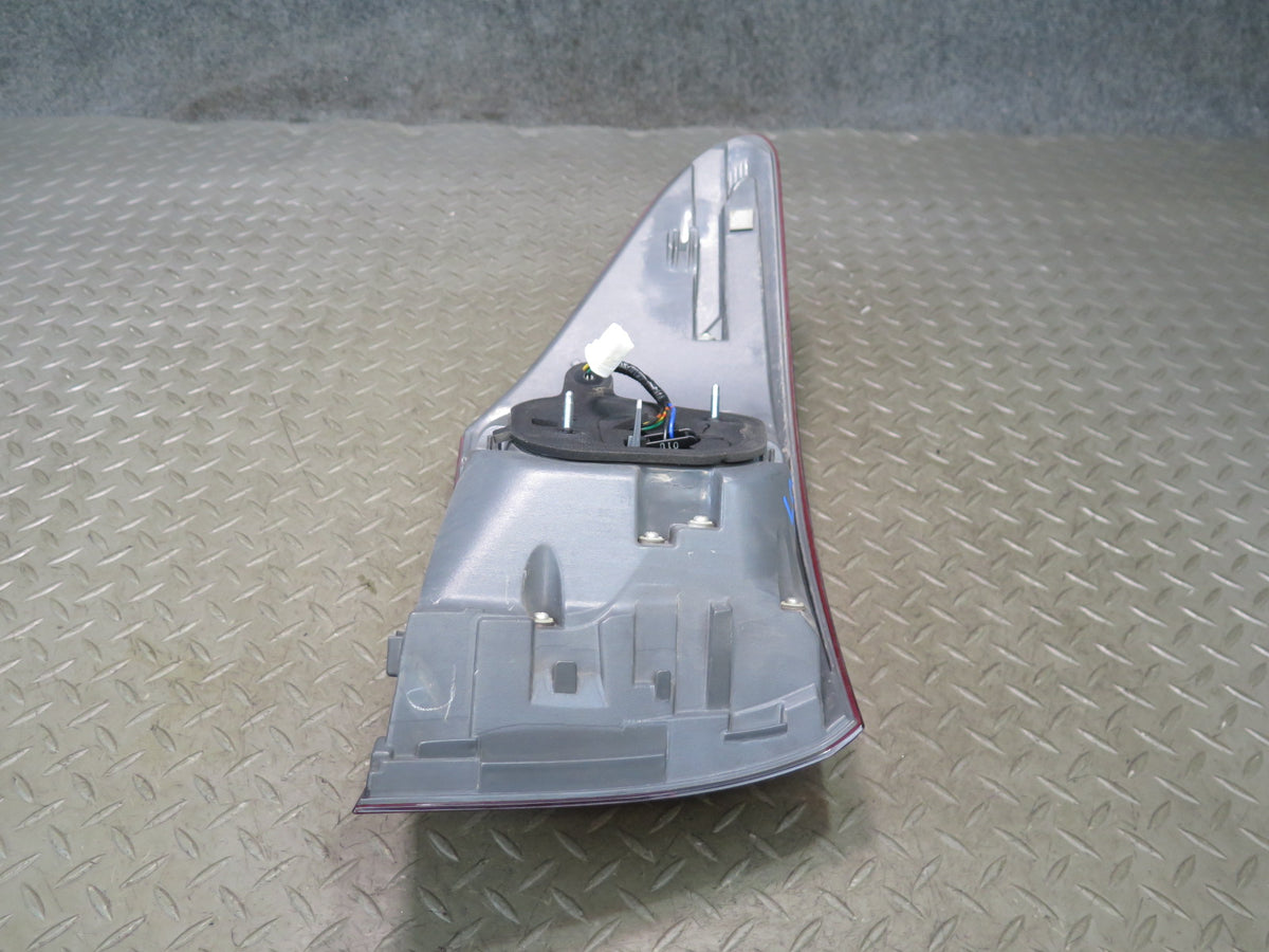 10-12 Lexus UVF46L LS600h Rear Right Outer Tail Light Lamp OEM