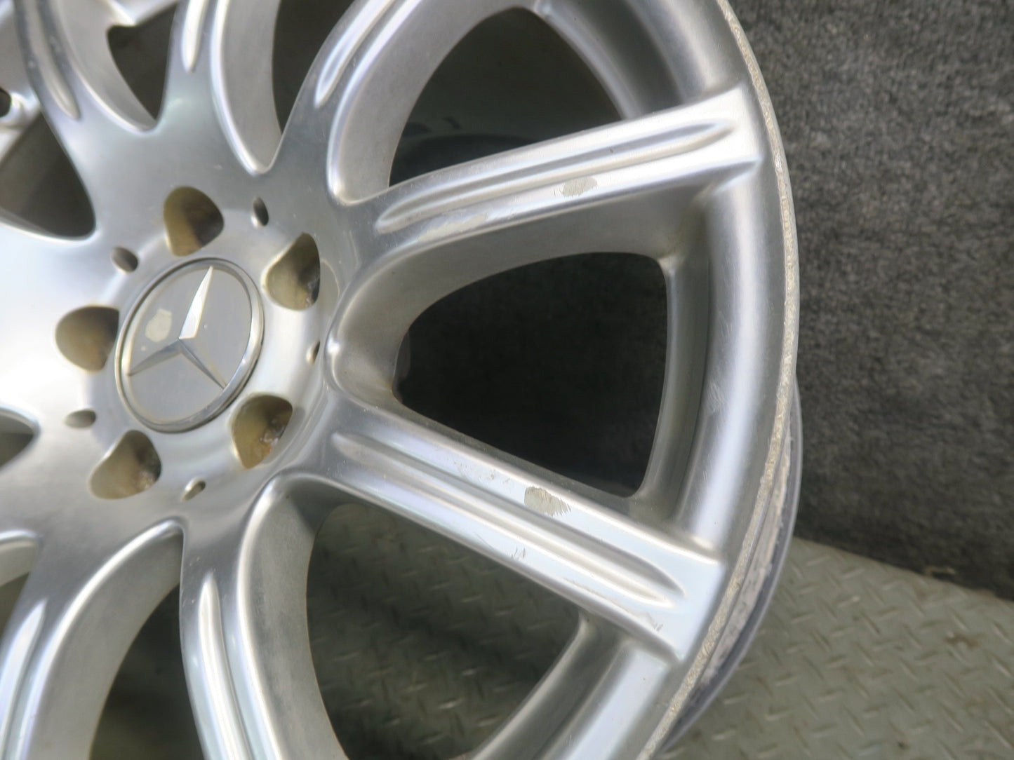 05-11 Mercedes R171 SLK Rear R17" Alloy Wheel Rim 17x8.5 ET30 1714012302 OEM