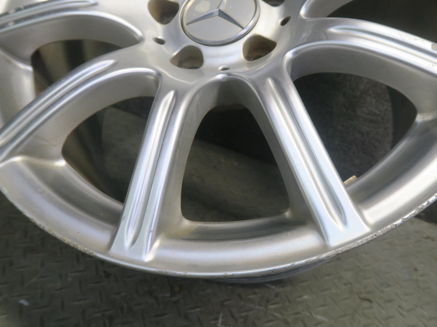 05-11 Mercedes R171 SLK Rear R17" Alloy Wheel Rim 17x8.5 ET30 1714012302 OEM