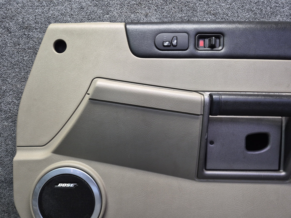 2003-2004 Hummer H2 Front Right Side Door Interior Trim Cover Panel W/ Handle