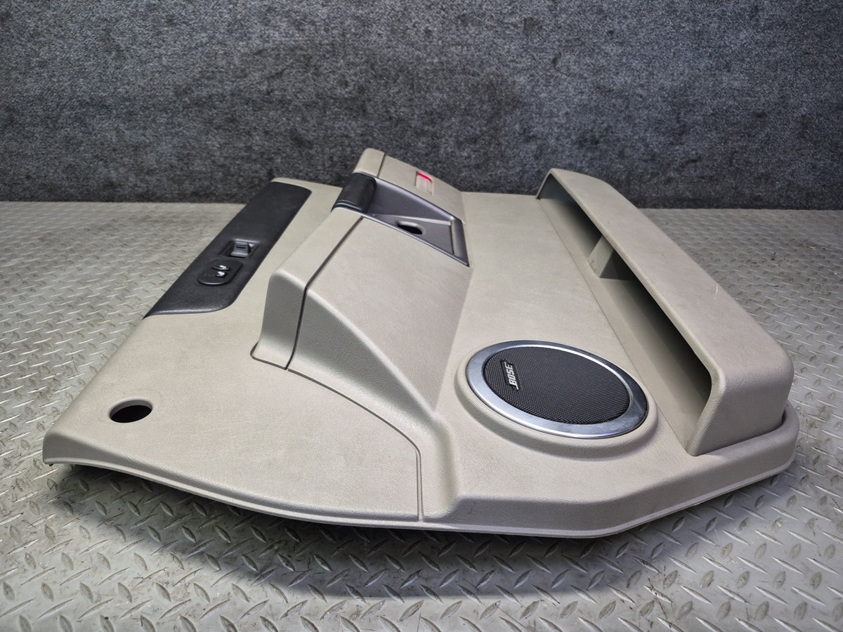 2003-2004 Hummer H2 Front Right Side Door Interior Trim Cover Panel W/ Handle