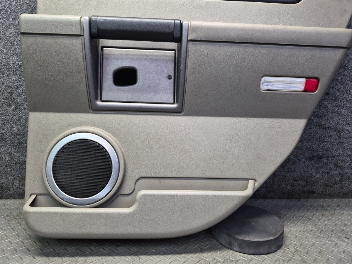 2003-2004 Hummer H2 Rear Right Side Door Interior Trim Cover Panel W/ Handle