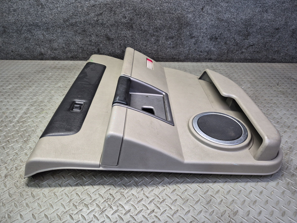 2003-2004 Hummer H2 Rear Right Side Door Interior Trim Cover Panel W/ Handle