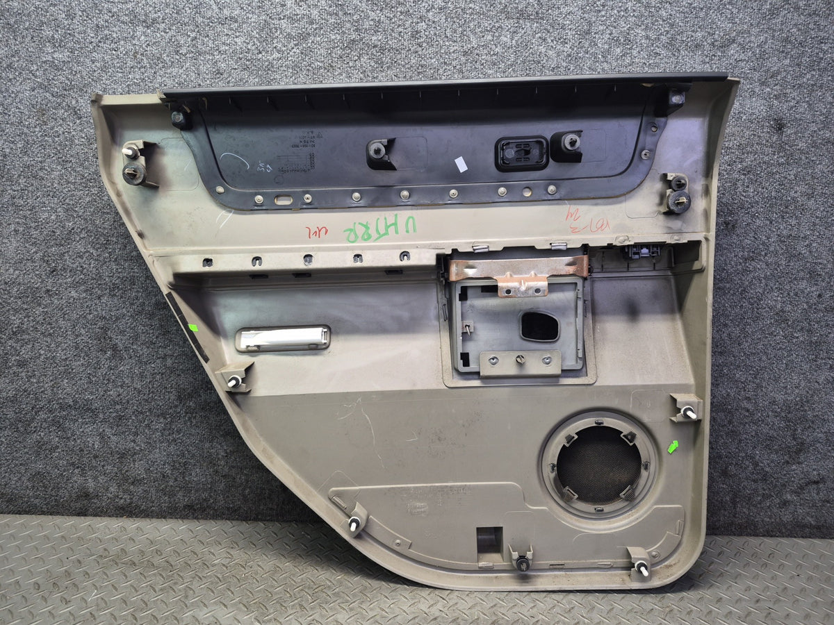2003-2004 Hummer H2 Rear Right Side Door Interior Trim Cover Panel W/ Handle