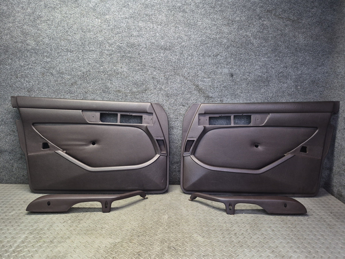 86-91 Mercedes W126 560SEL Sedan Set of 2 Front Door Interior Trim Panel OEM