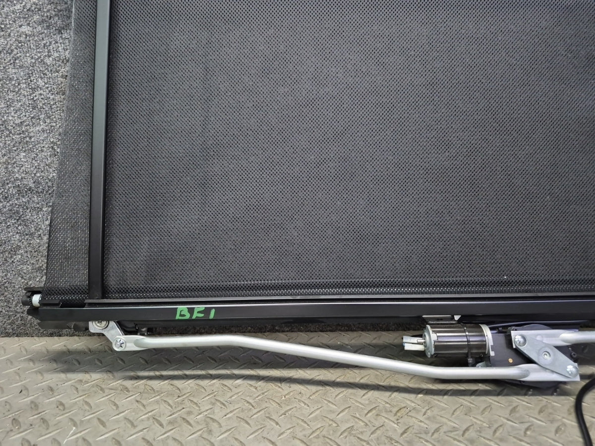 2012-2016 BMW F10 M5 Rear Window Sun Shade Roller Blind w Motor 9178931