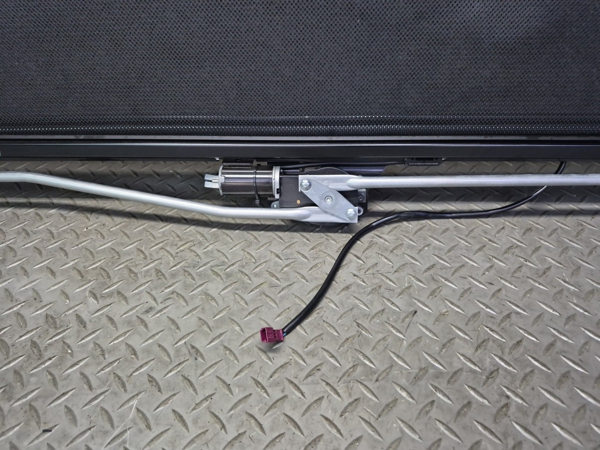 2012-2016 BMW F10 M5 Rear Window Sun Shade Roller Blind w Motor 9178931